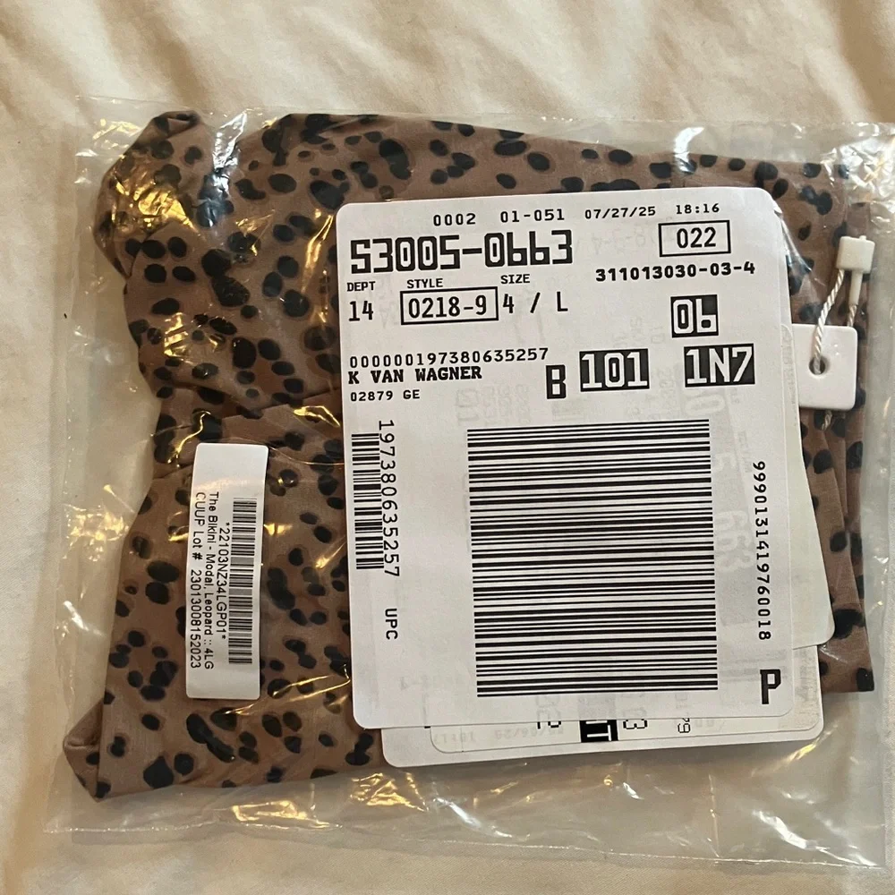 Leopard Print bikini underwear. - Picture 1 of 4